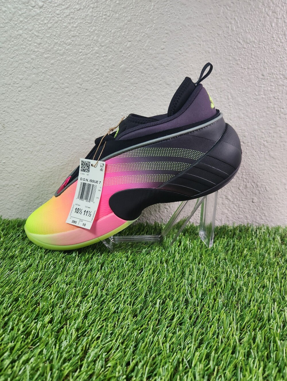 Men’s Size 10.5 Adidas D.O.N Issue 7 Black/Pink/Yellow Rainbow Basketball Shoes